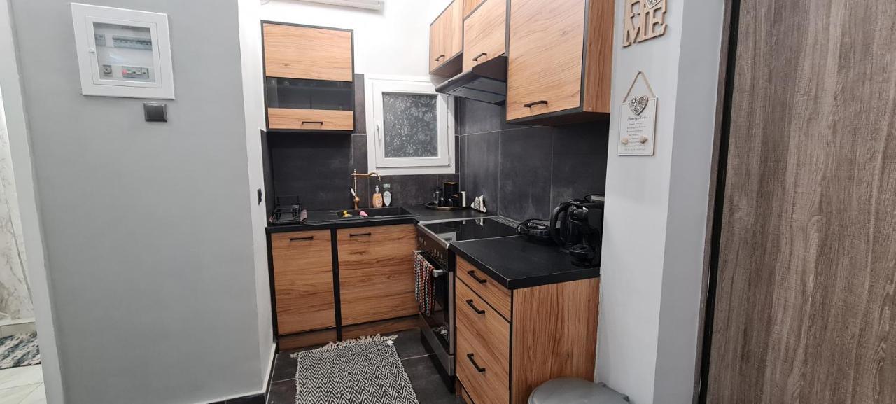 Kv Center Of Athens Apartment ภายนอก รูปภาพ